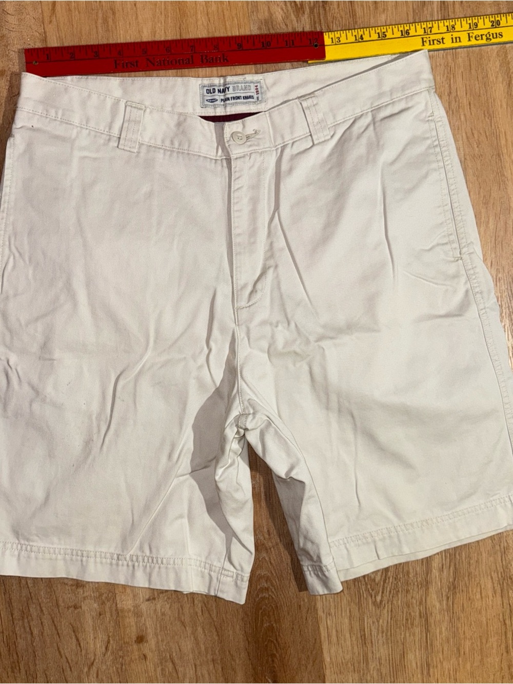 Old Navy Men’s White Chino Shorts 1994 sz. 35